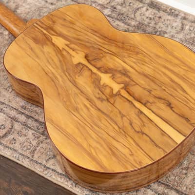 Bourgeois 2013 Luthier's Choice Small Jumbo "Face" Guitar - Bear Claw Spruce Top / Red Gum Eucalyptus Back and Sides image 21