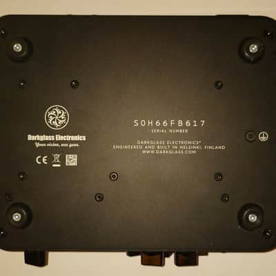 Darkglass Electronics Microtubes 500 V2 500-Watt Bass Amp Head 2020 - Present - Black image 2