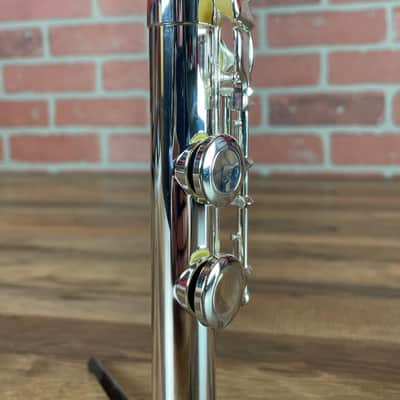 Jupiter JFL700WE Student Waveline Flute image 7