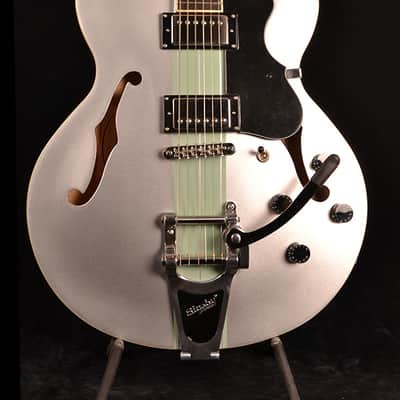 Hofner Limited Edition Contemporary Series Verythin 2015 - 2019 - Metallic Silver image 1