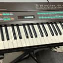 Vintage 1985 Yamaha DX7 Synth Synthesizer Keyboard - Original Issue, Unmodified