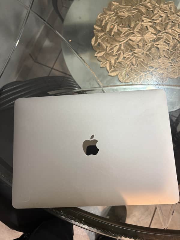 Apple MacBook Pro 2018 image 1