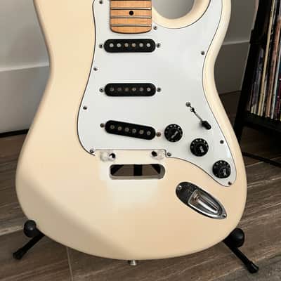 Kramer Aero Star ZX30 1984 Vintage White 6 String Electric Guitar image 2