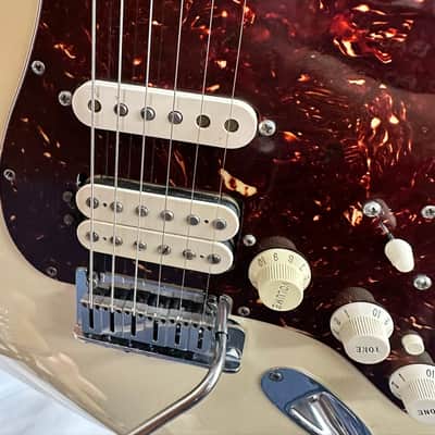 Fender American Deluxe FAT Stratocaster HSS 3-Color Sunburst 2013 image 13