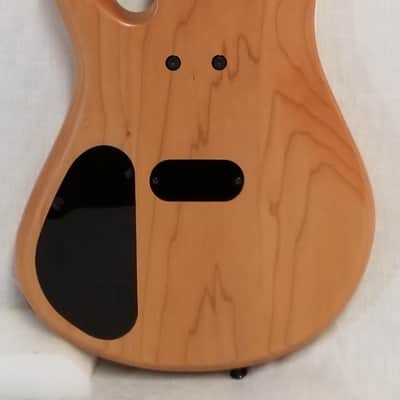 Zon Pre Owned Sonus Standard 5-String Electric Bass Guitar Maple Body Burl Maple Top W/Bag image 9