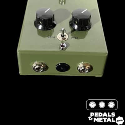Cunningham Amplifiers Mk1.6 RCA Germanium Fuzz Pedal - Army Green - X13586 image 5