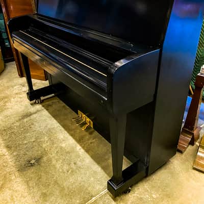 Kawai UST-7 sweet sound from this 46'' japanese upright piano image 2