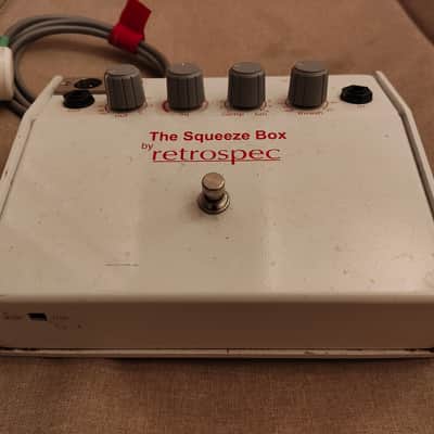 Retrospec Squeezebox image 2