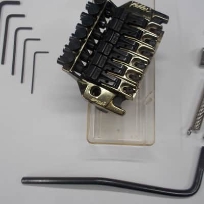 80's Kahler USA Spyder 2720 Spyder Floyd Rose Fulcrum RH tremolo bridge Rare Gold and Black image 4