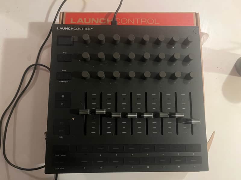 Novation Launch Control XL MK3 MIDI DAW Controller 2025 - Present - Black image 1