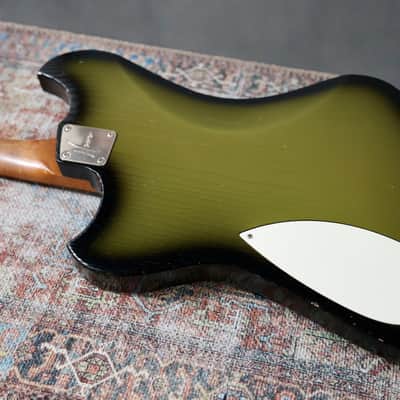 Novo Guitars Voltur B6 Baritone - 2025 - Green Burst. New - (Authorized Dealer) imagen 10