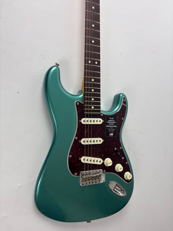 2025 Fender American Professional Classic Stratocaster 2025 Faded Sherwood Green Metallic w/ Tortoise Guard Comes with aftermarket case.( Pictured) image 1