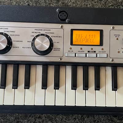 Korg MicroKorg XL 37-Key Synthesizer/Vocoder | Reverb