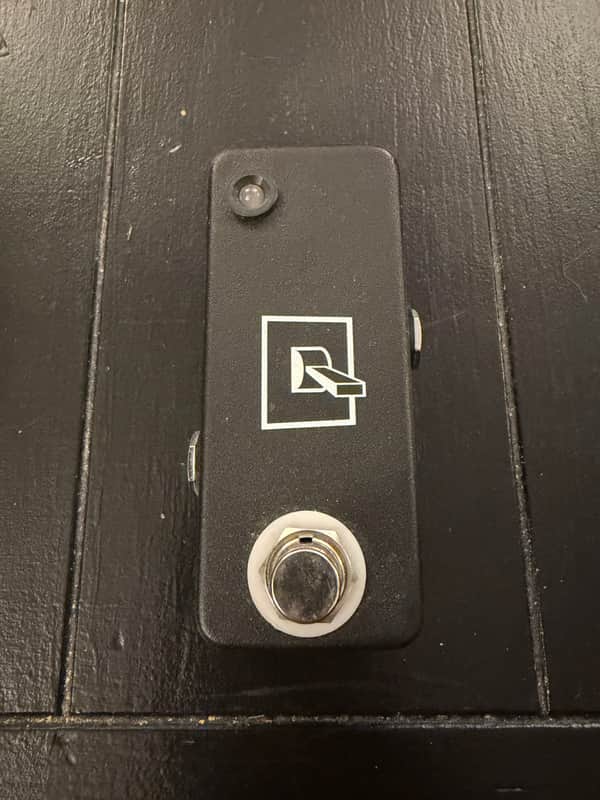 JHS Mute Switch