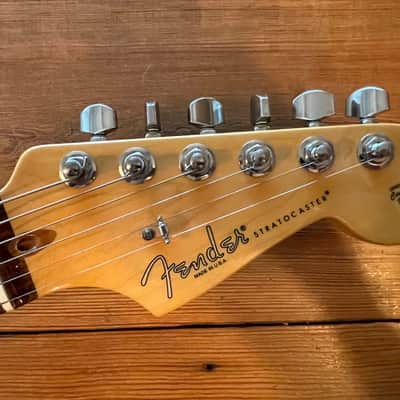 Fender Limited Edition Standard Stratocaster 2014 - Vintage White image 3