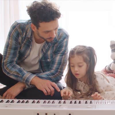 Yamaha EZ-310 61-Key Touch-Sensitive Keyboard image 10