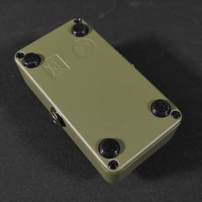 Electroharmonix EHX Big Muff Green Russian Fuzz Pedal image 2