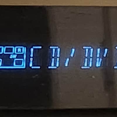 Kenwood Kenwood VR-405 is a 5.1-channel A/V surround receiver 90s  - Black image 2