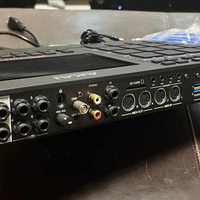 Akai MPC Live II Standalone Sampler / Sequencer 2020 - Present - Black image 3