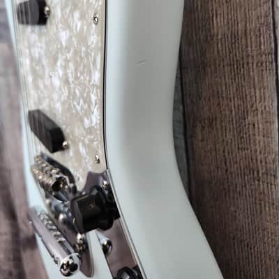 Fender American Performer Mustang with Rosewood Fretboard 2022 - Satin Sonic Blue image 8