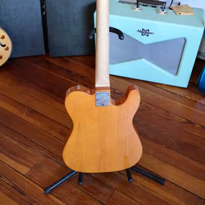 ‘15 Squier Affinity Telecaster Left-Handed with String-Through Bridge Butterscotch Blonde image 3