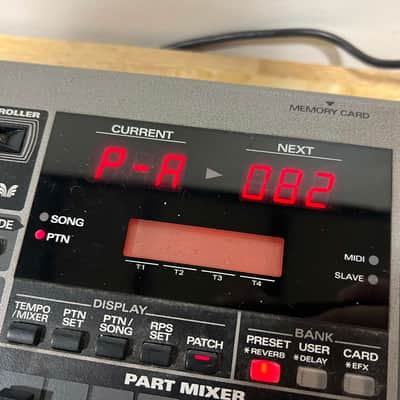 Roland MC-505 Groovebox 1999 | Screen and Potentiometer issues | image 3