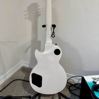 Epiphone Matt Heafy Les Paul Custom Origins 7-String 2021 - Present Bone White image 2