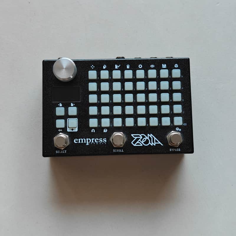 Empress Zoia Compact Grid Controller 2010s - Black image 1