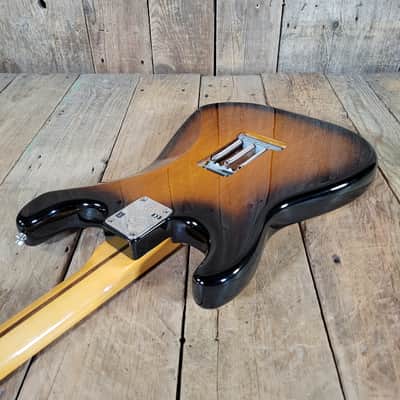 Fender Eric Johnson Thinline Stratocaster 2018 Sunburst Original Case & Paperwork - Sunburst image 15