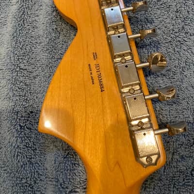 Fender Mustang 2017 Transparent Blue image 6