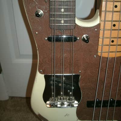 Rhoads Music Triple neck Chris Squire WAL copy cream finish, immitation leather pickguard. image 5