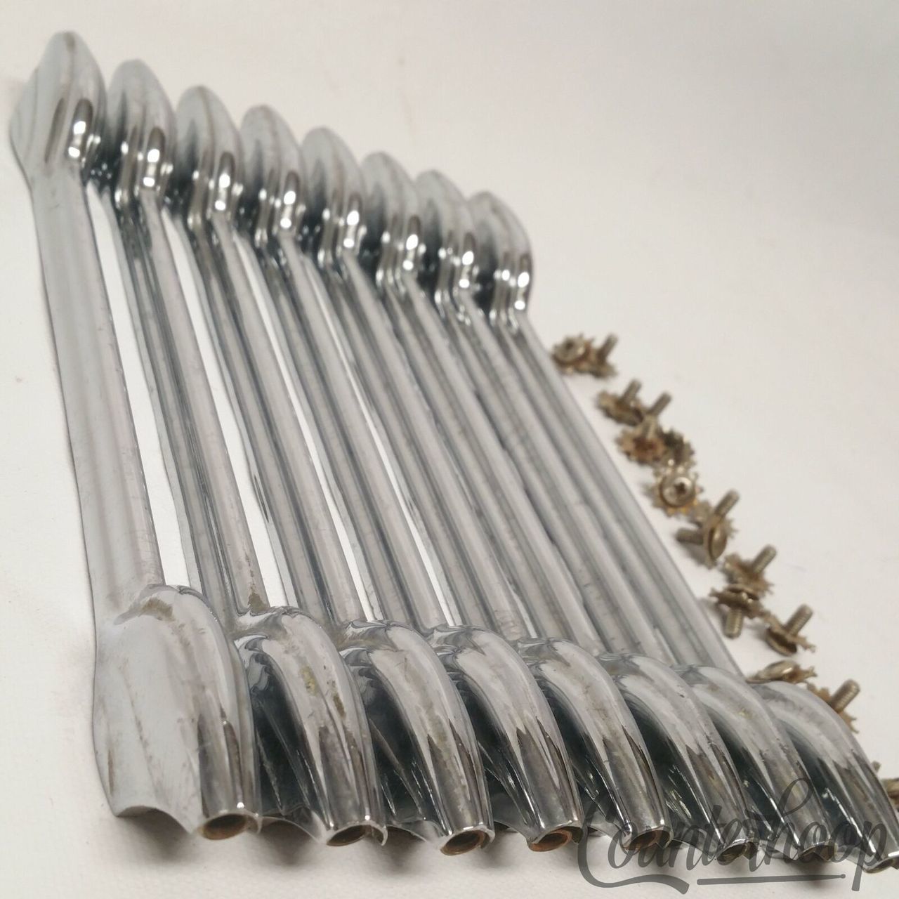 Premier 8x Bass Drum Lugs Diamond Chrome Vintage 50s England 2-Hole 9 3/16"* — main photograph