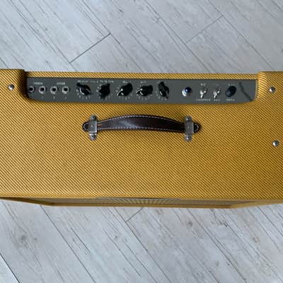 Fender '57 Twin-Amp 2-Channel 40-Watt 2x12" Guitar Combo Lacquered Tweed image 14