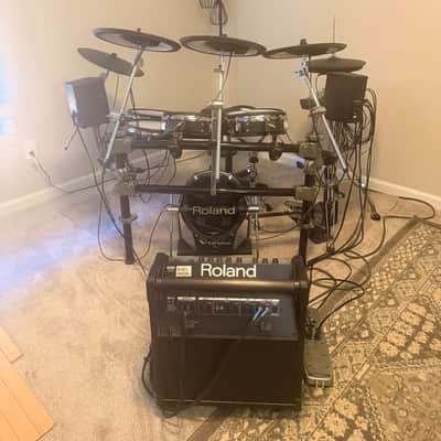 Roland TD-20S V-Drums AND PM-30 2.1 Channel Amplifier