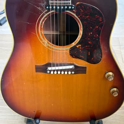 Gibson J-160E 1967 - Sunburst image 5