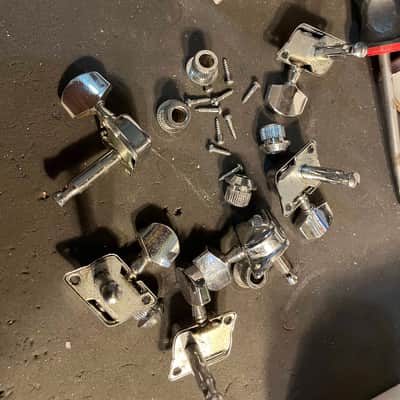Yamaha unknown 80, 90 - guitar tuning heads image 1