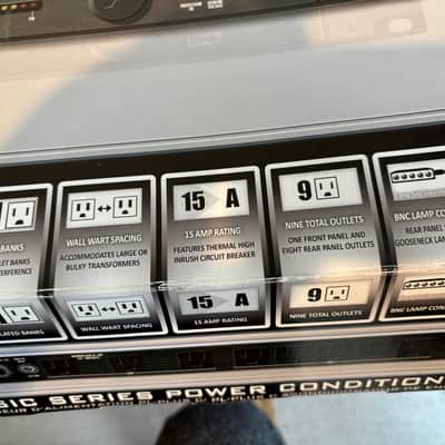 Furman PL Plus-C Classic Power Conditioner image 9