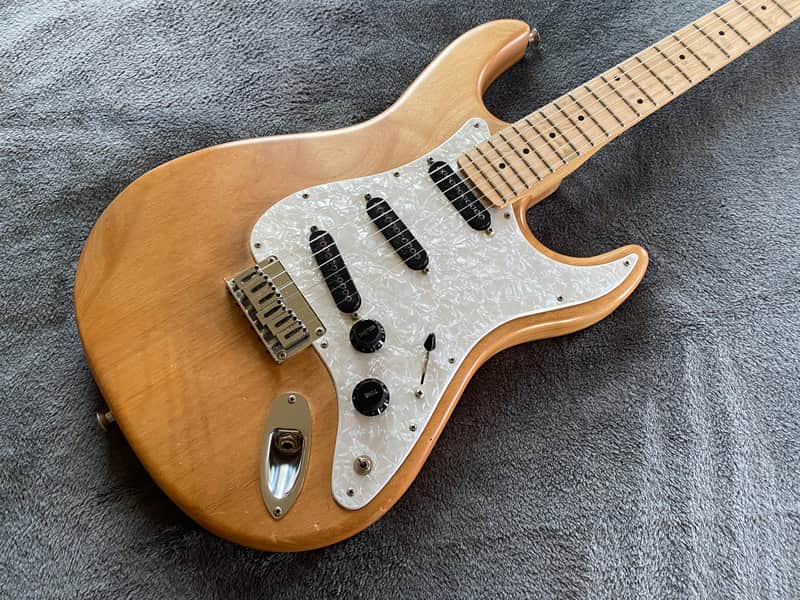 Carvin Bolt SSS エレキギター CARVIN BOLT-T | ギターのえらびかた.com
