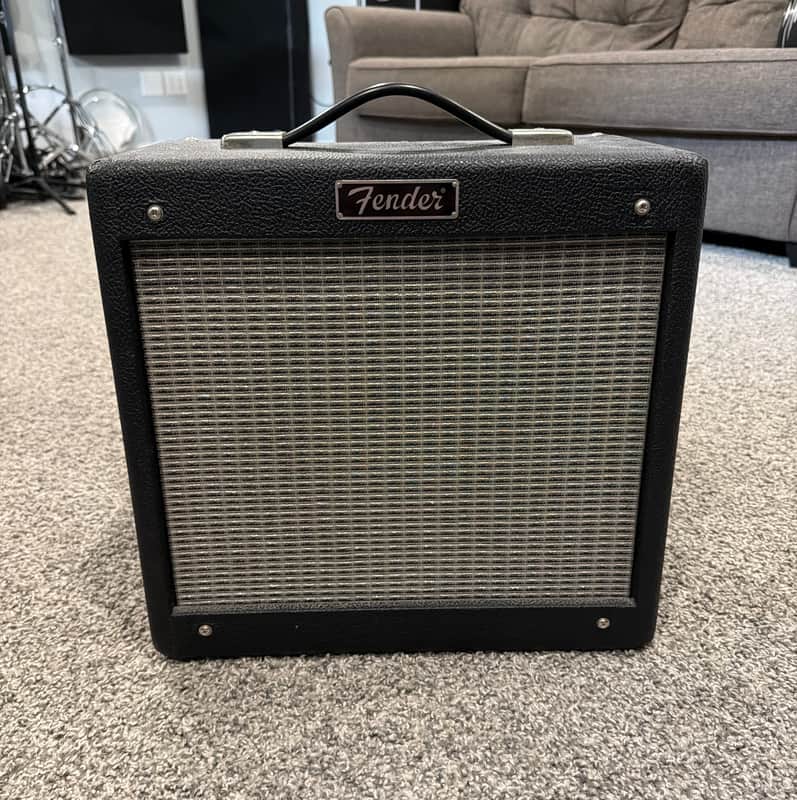 Fender Pro Junior 15-Watt 1x10" Guitar Combo 2002 - 2010 - Black image 1