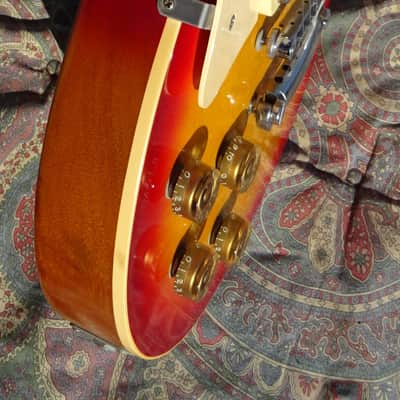 Gibson Les Paul Deluxe  LEFTY 1981 Cherry Sunburst image 8
