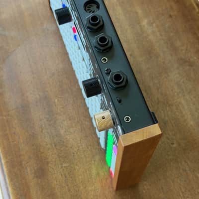 Synthstrom Audible Deluge 64-Voice Desktop Synthesizer with Numeric Display 2016 - 2022 - Black image 11