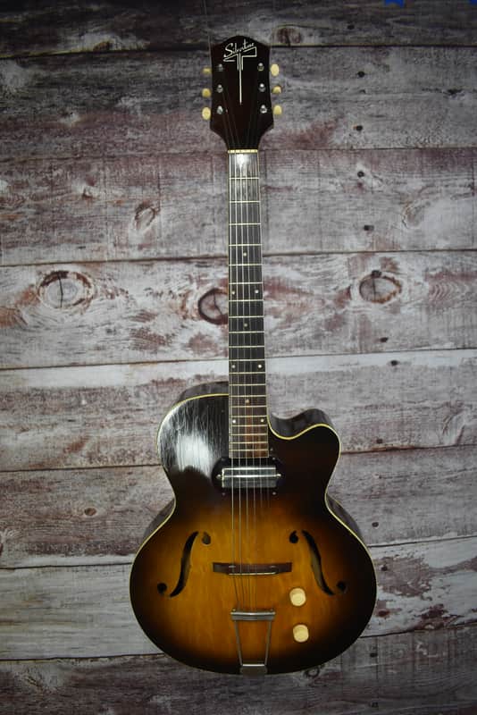 Silvertone H-61 1957 - Sunburst image 1