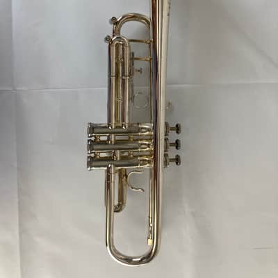Getzen 700 Eterna II Bb Trumpet – Silver Plated – Intermediate Model – Excellent Used Condition – w/ Case SM#3593 image 13