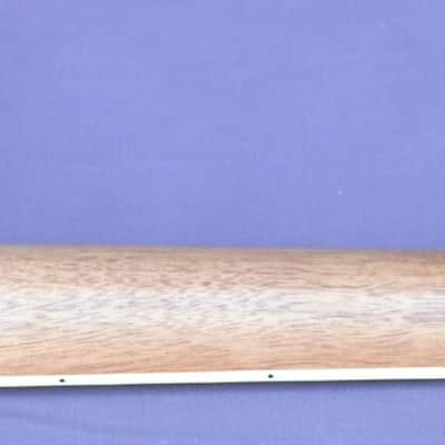 Alvarez Artist Series ARD70E 12 Fret Sloped Shoulder Ac/El Dreadnought Guitar image 14