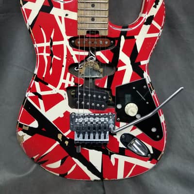 2021 EVH Striped Series Frankie Red / White / Black Stripes Relic image 2