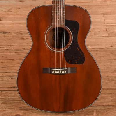 Guild OM-320 Brown image 1