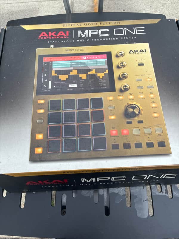 Akai Special gold edition 2020 - Gold image 1
