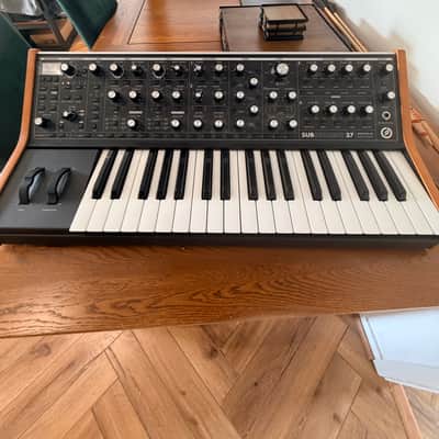 Moog Subsequent 37 Analog Synth 2017 - Present - Black image 2