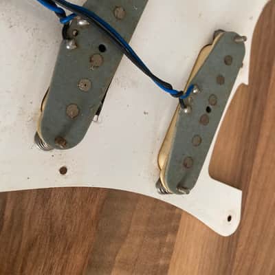 Fernandes 1978 - Loaded Pickguard **Stone Logo** FST60 1978 - Parchment image 5