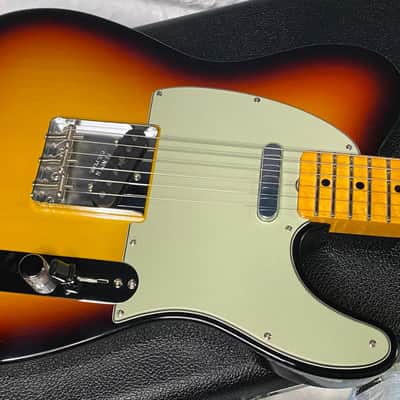 NEW! Fender Custom Shop Flamethrower Telecaster Custom - NOS - Modern Specs - Texas Special Pick-Ups - AAAA Flamed Neck - 3-Tone Sunburst - Authorized Dealer - 7.55lbs - G07106 image 3